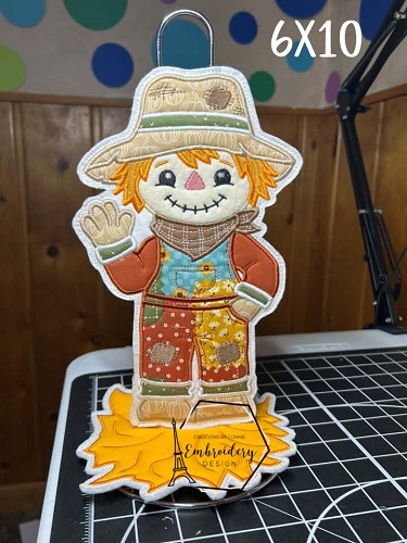 Waving Scarecrow Bundle Paper Towel Embroidery Design - 6x10